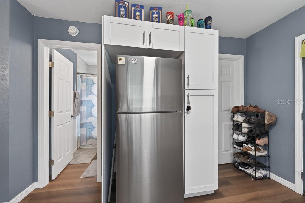 6101 ANNA AVE — photo 20