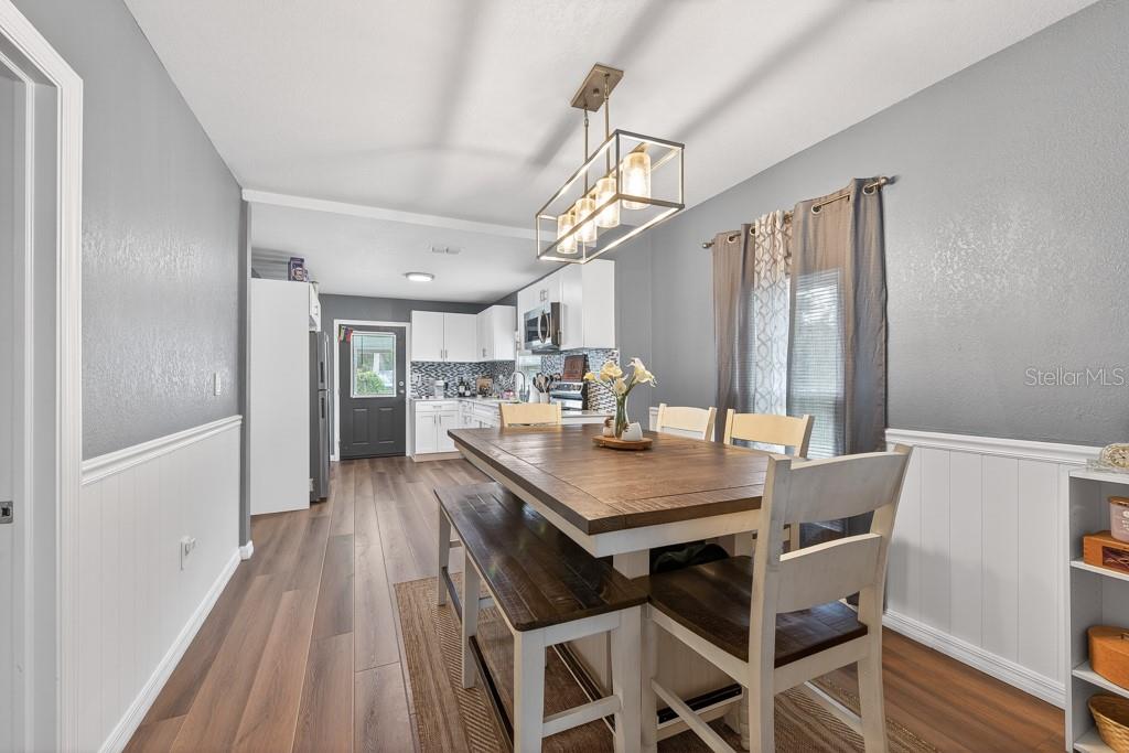 6101 ANNA AVE — photo 12