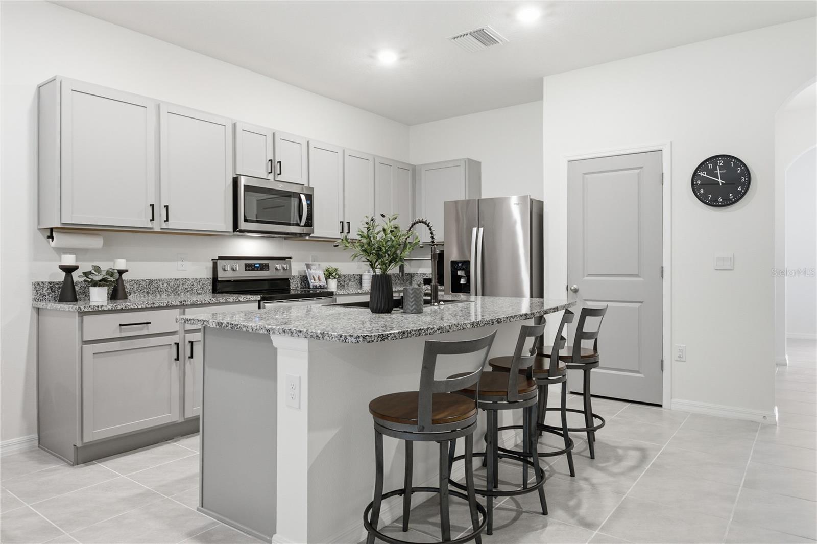 32825 PEZ LANDING LN — photo 11
