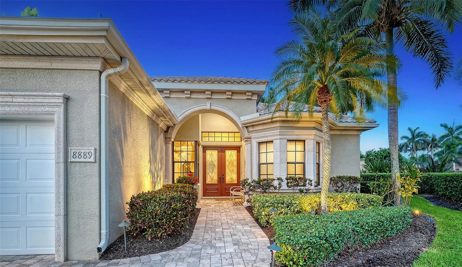 8889 ENCLAVE CT — photo 4