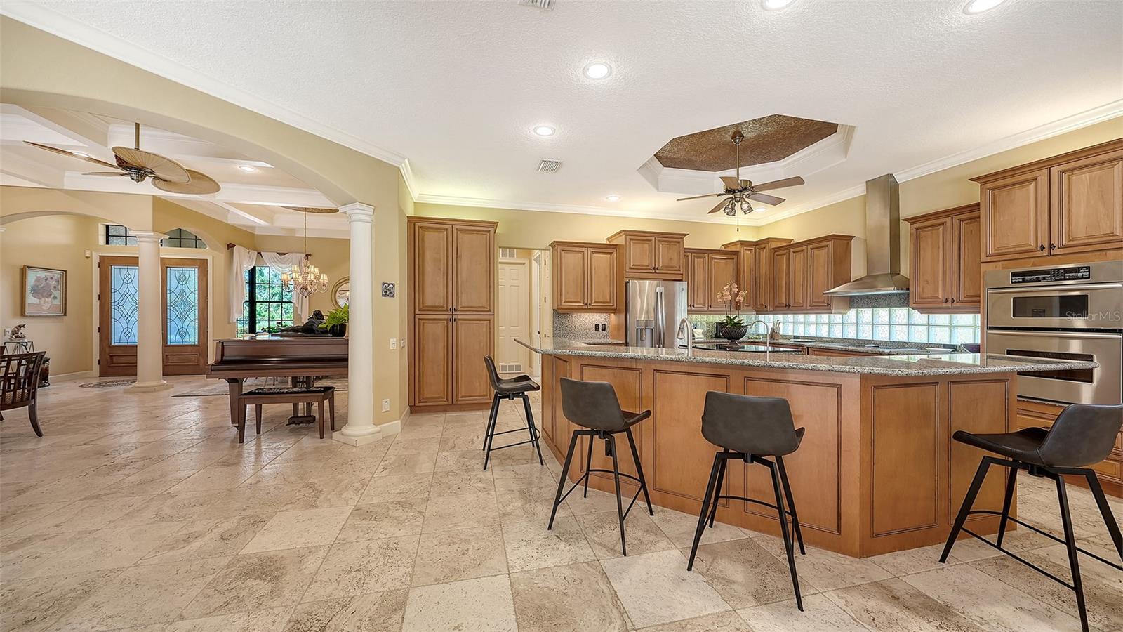 8889 ENCLAVE CT — photo 21