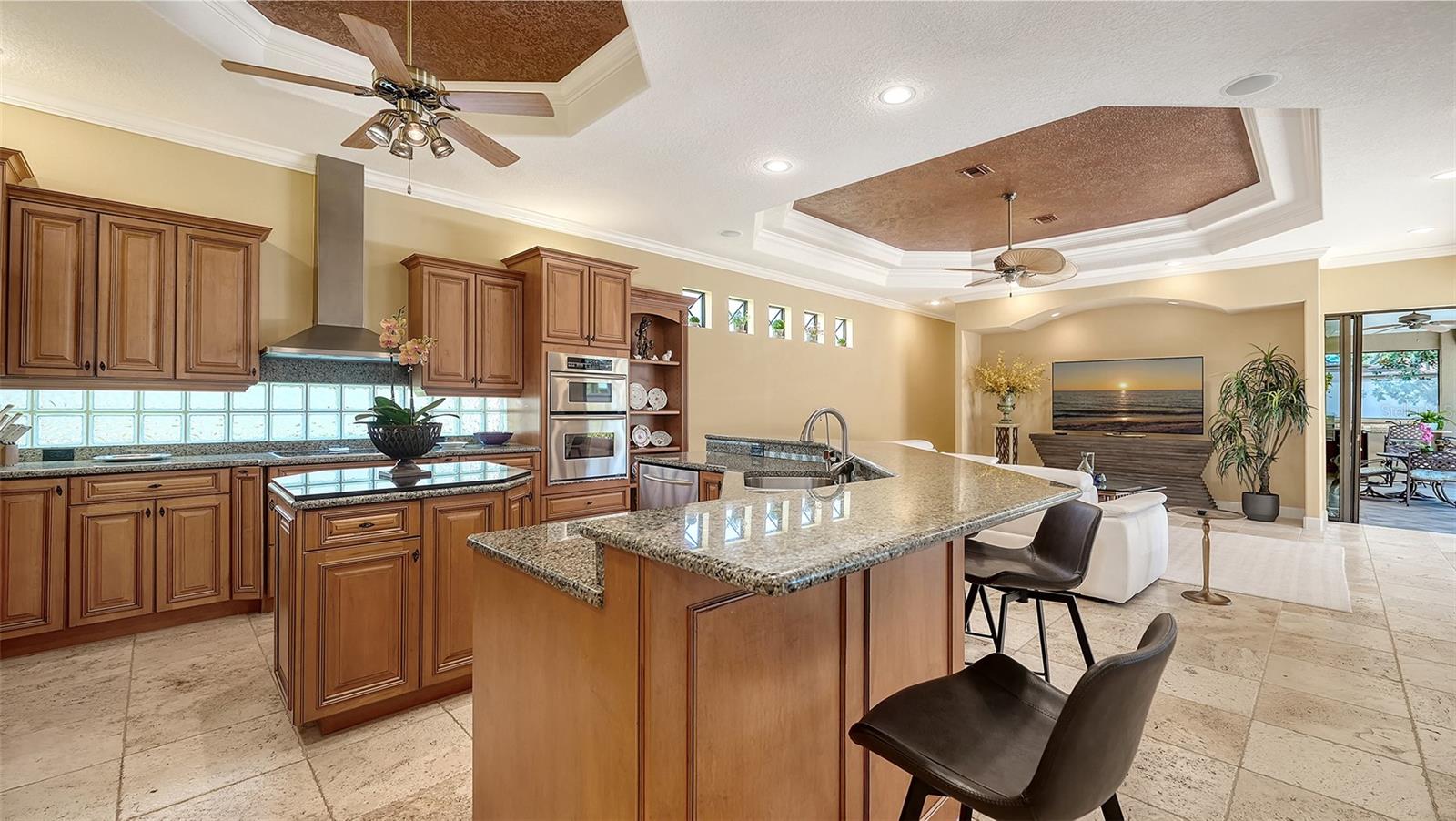 8889 ENCLAVE CT — photo 25
