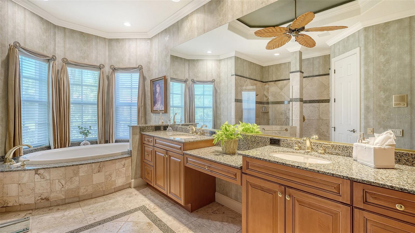 8889 ENCLAVE CT — photo 36