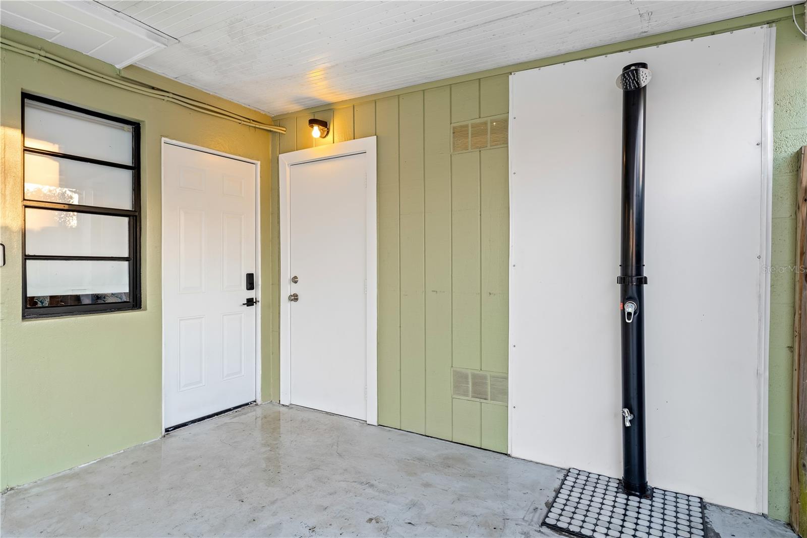 1225 GROVE ST — photo 24