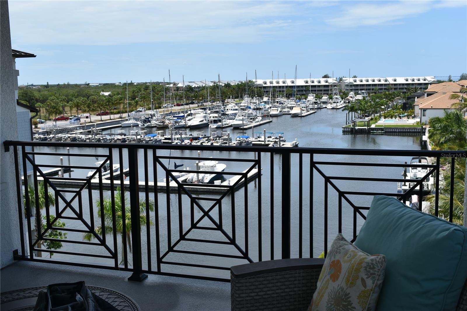3027 BERMUDA SLOOP CIR — photo 37