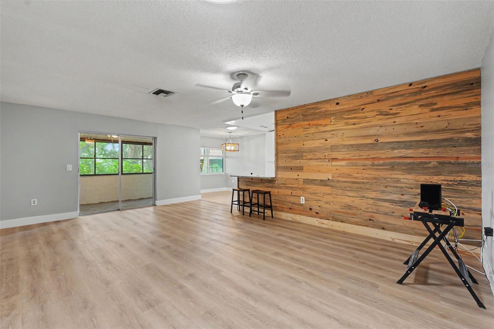 1208 HIGHLAND AVE SE #121 — photo 8