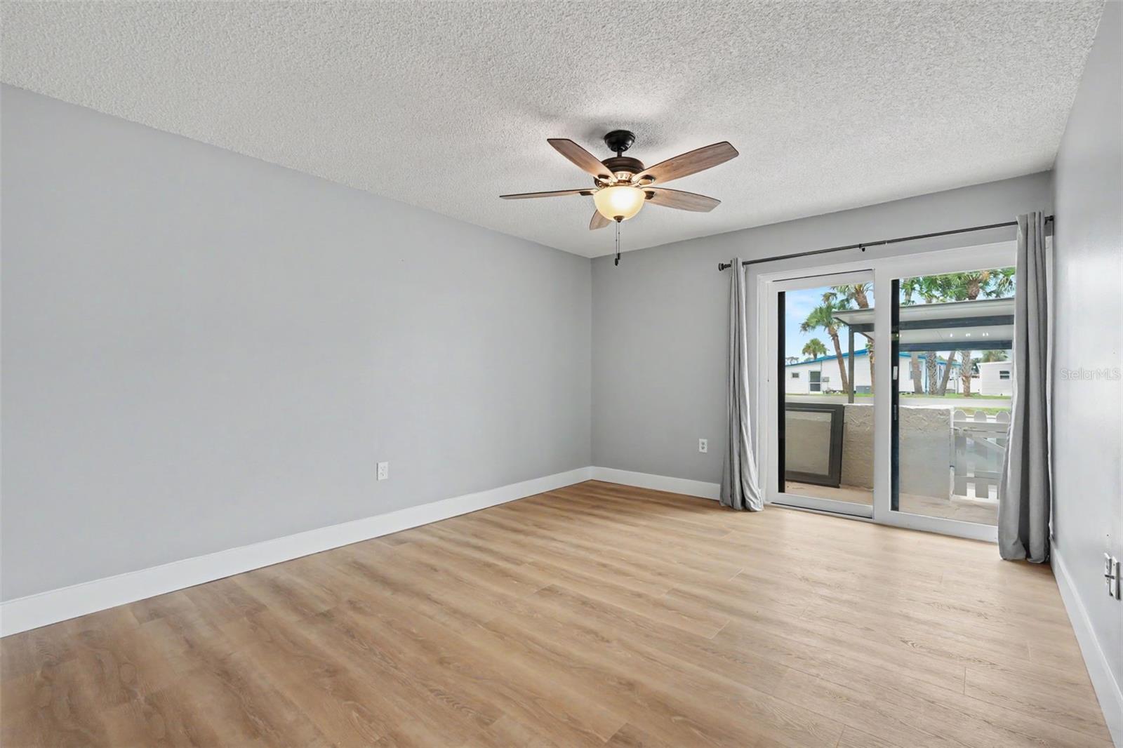 1208 HIGHLAND AVE SE #121 — photo 12