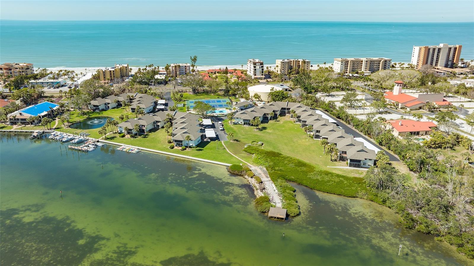 4234 GULF OF MEXICO DR #M1 — photo 31