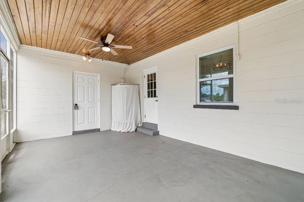 203 PEVETTY DR — photo 25
