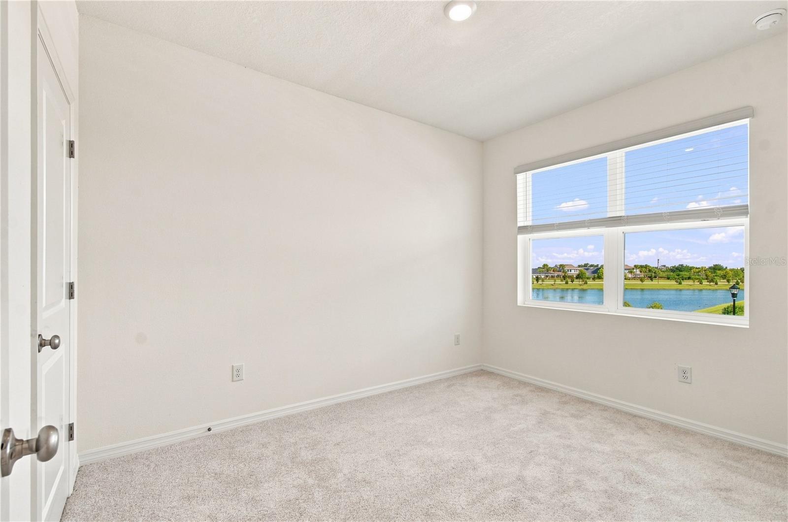 6355 JENSEN VIEW AVE — photo 20
