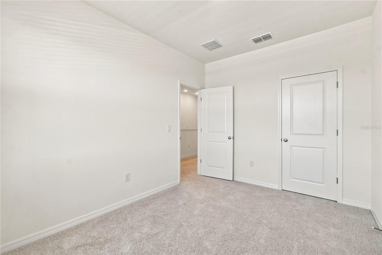 6355 JENSEN VIEW AVE — photo 21