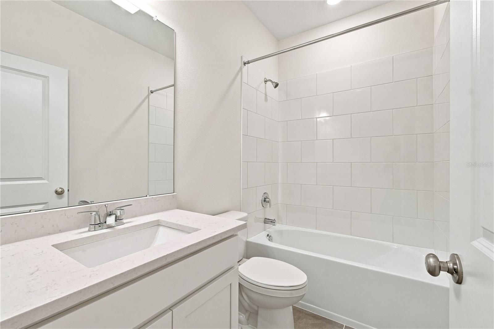 6355 JENSEN VIEW AVE — photo 24