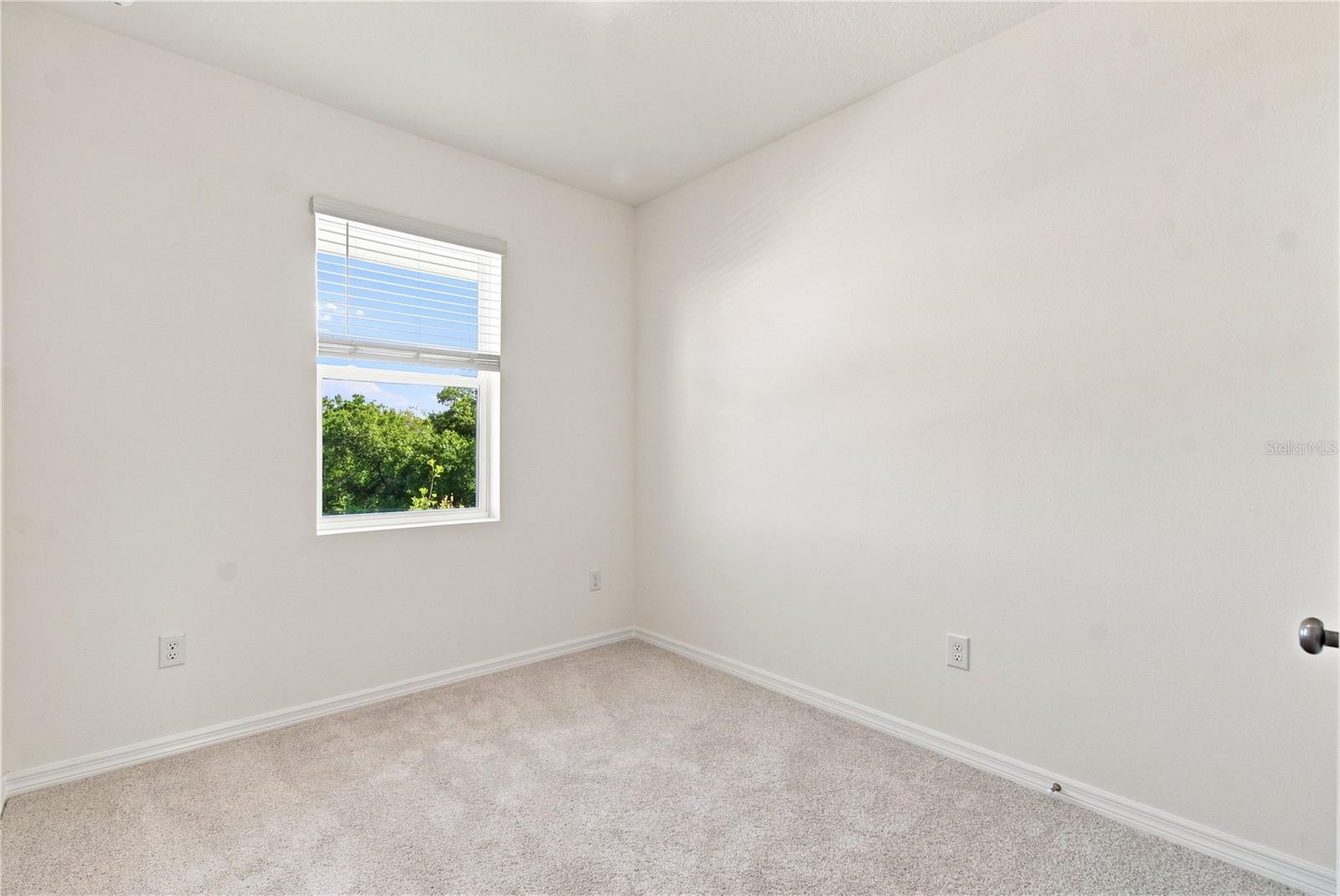 6355 JENSEN VIEW AVE — photo 22