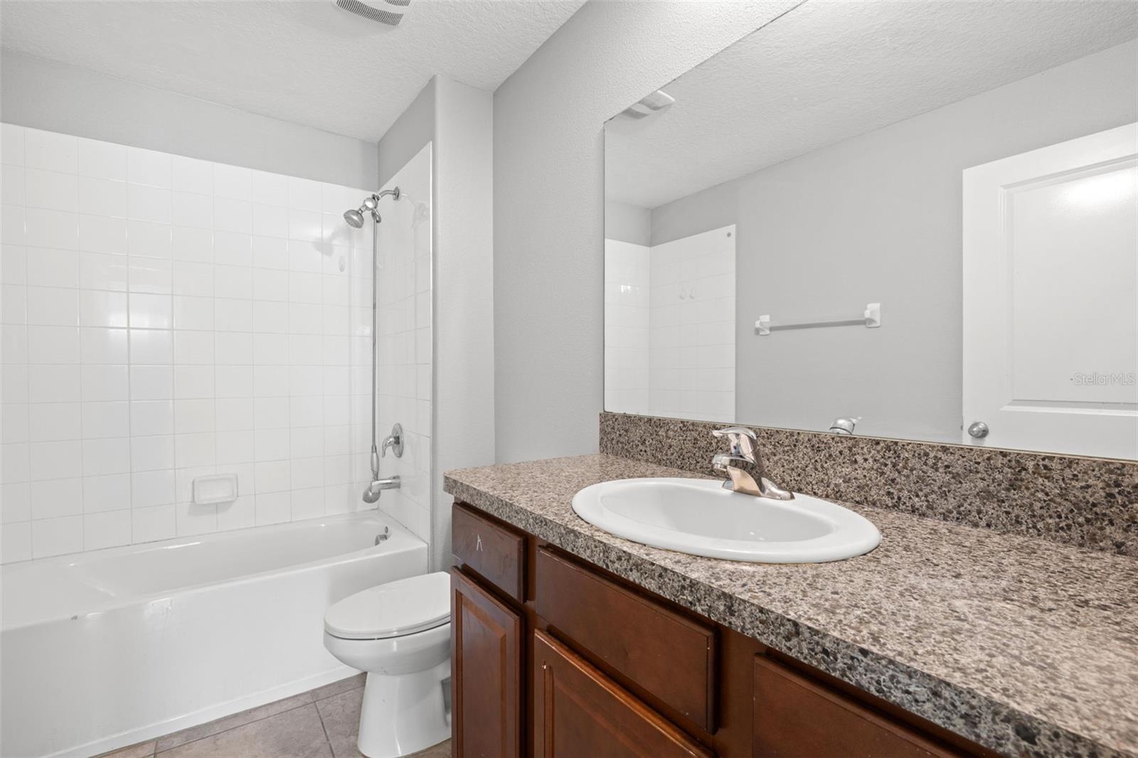 6810 TRENT CREEK DR — photo 26