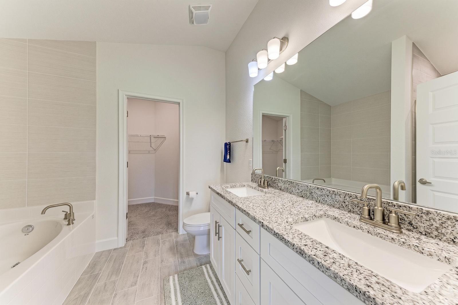 2680 AVERLAND LOOP — photo 18