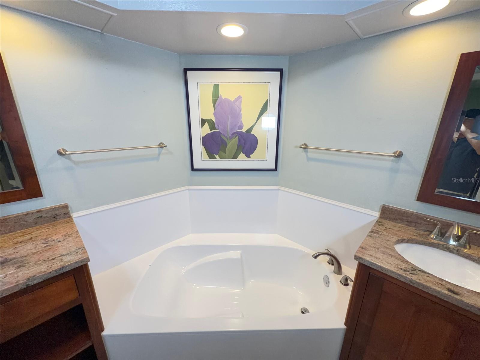 5813 MERION WAY #5813 — photo 24