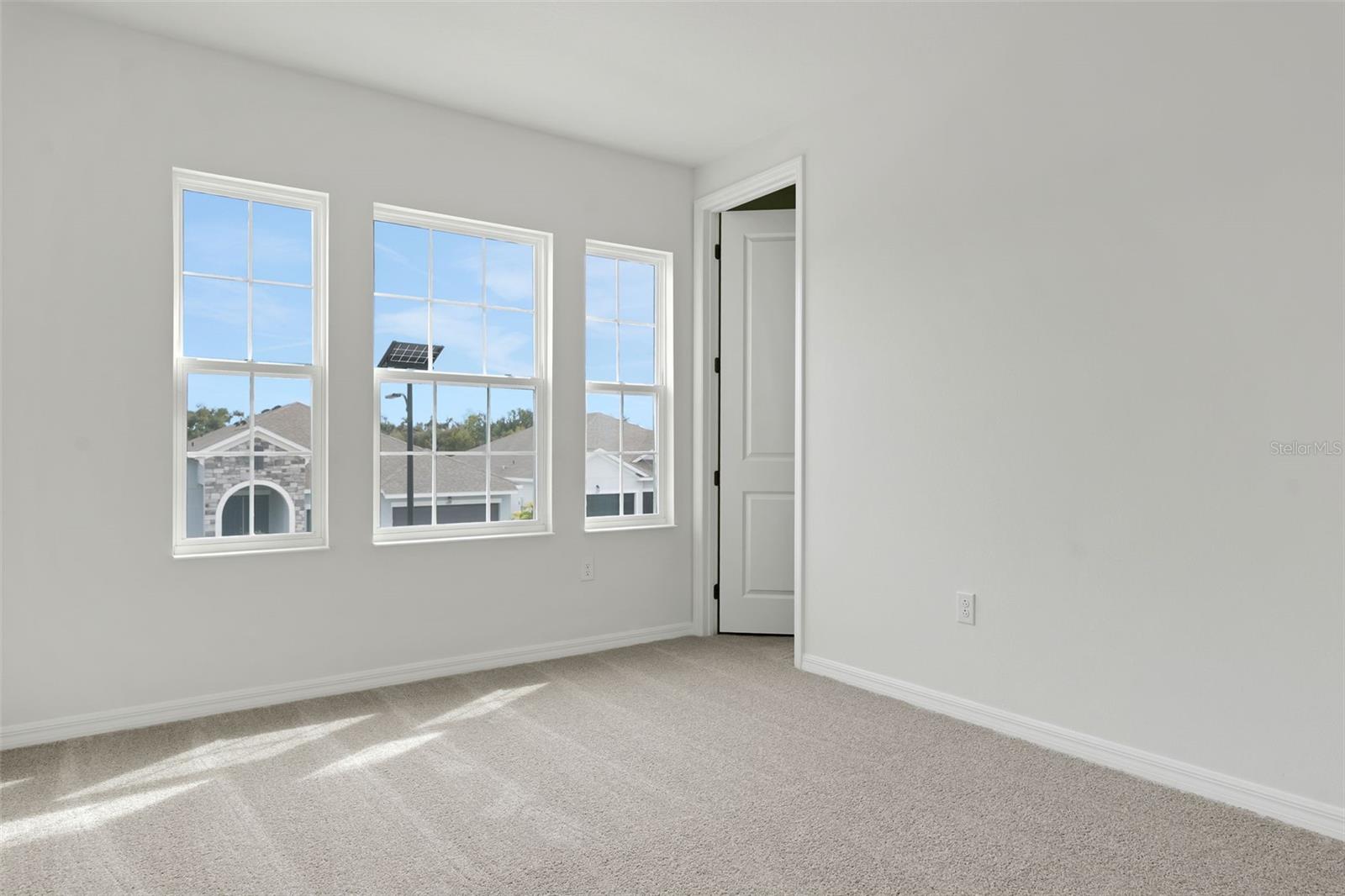 7422 SEA MANATEE ST — photo 49