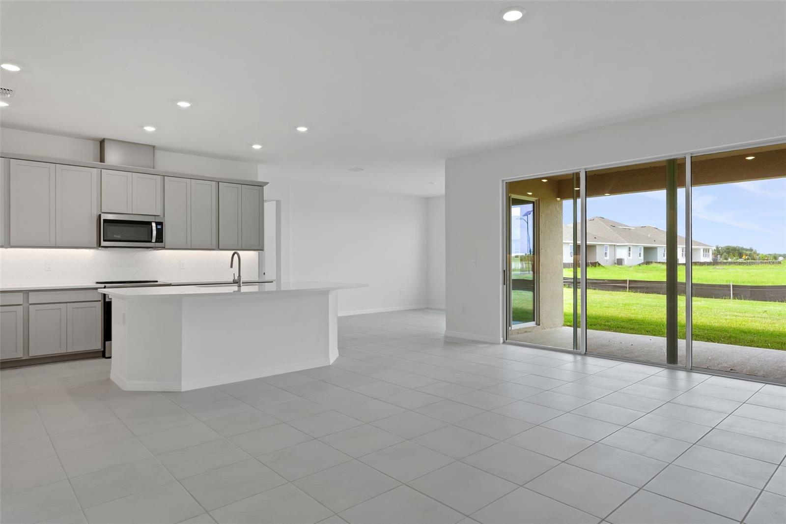 7422 SEA MANATEE ST — photo 14