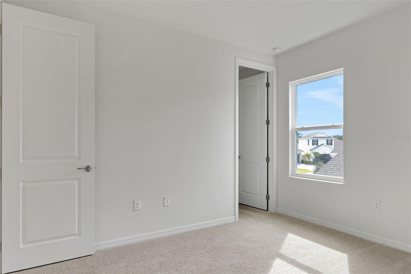7422 SEA MANATEE ST — photo 48