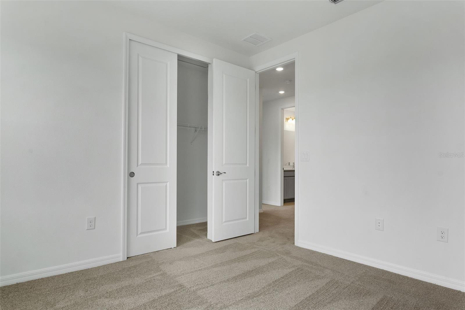 7422 SEA MANATEE ST — photo 43
