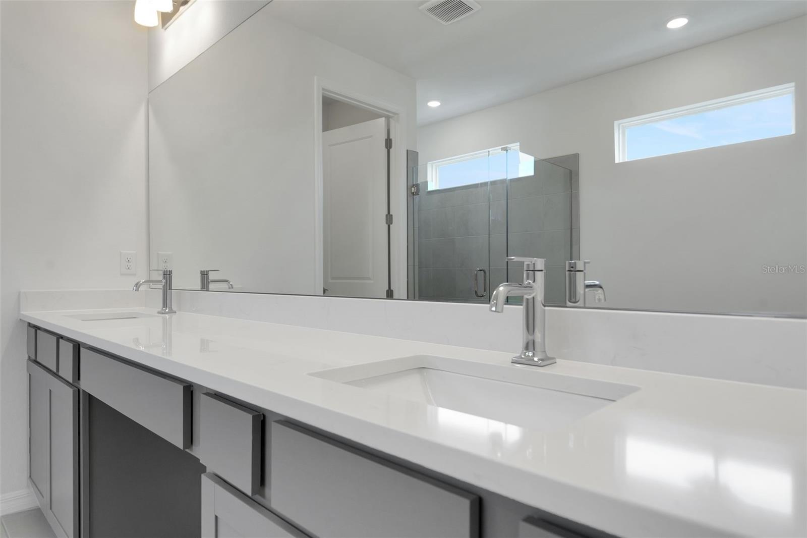 7422 SEA MANATEE ST — photo 30