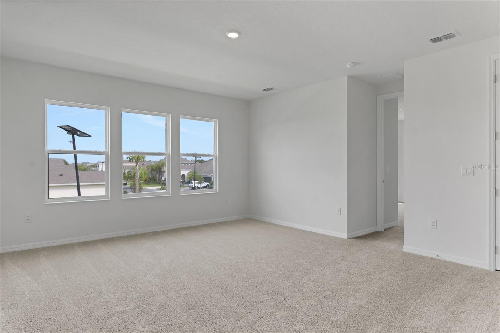 7422 SEA MANATEE ST — photo 34