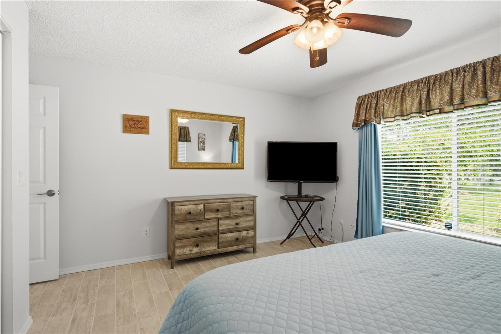 5468 NIMITZ RD — photo 33