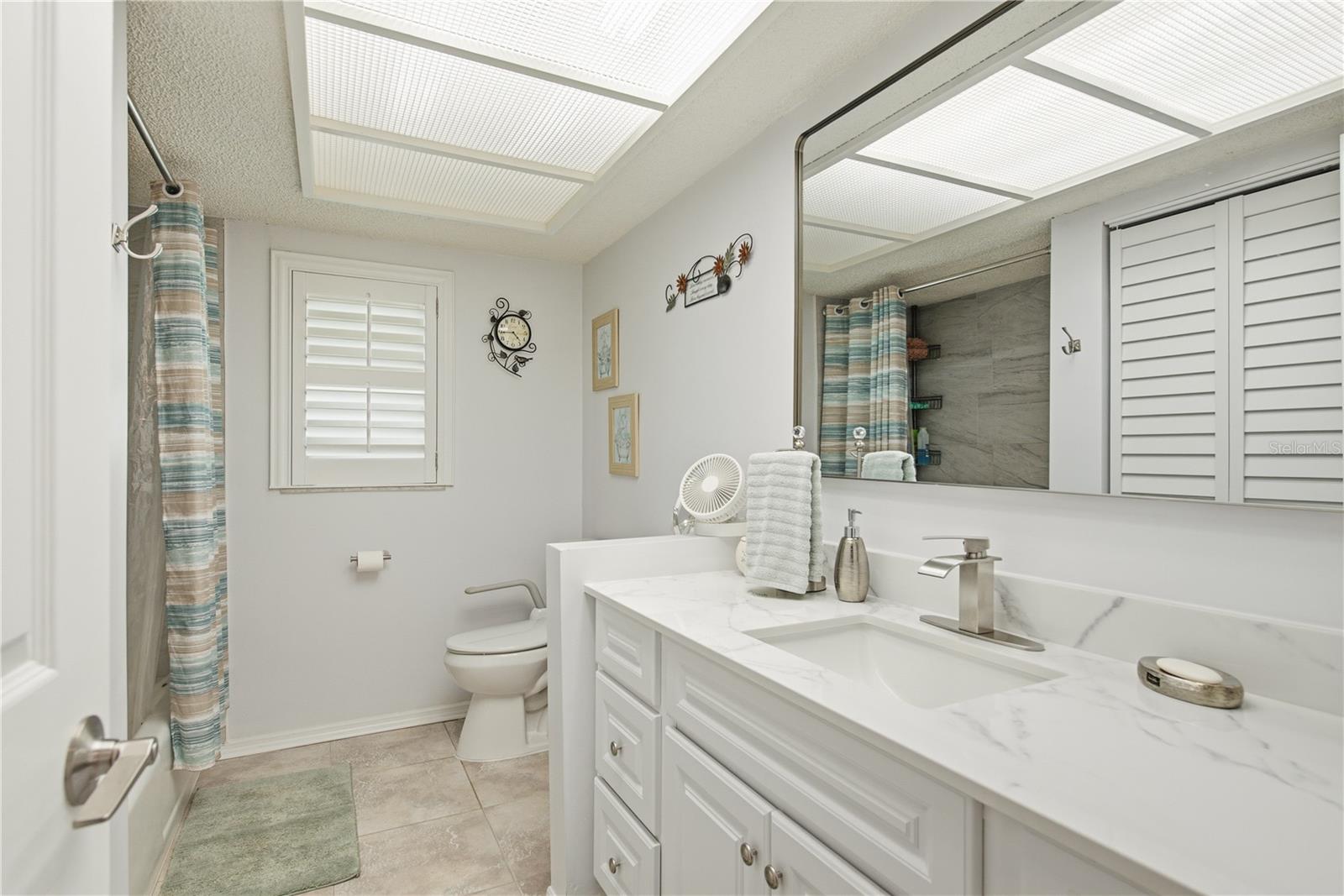 5468 NIMITZ RD — photo 35