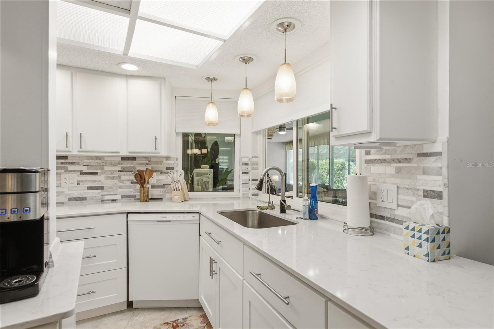 5468 NIMITZ RD — photo 24