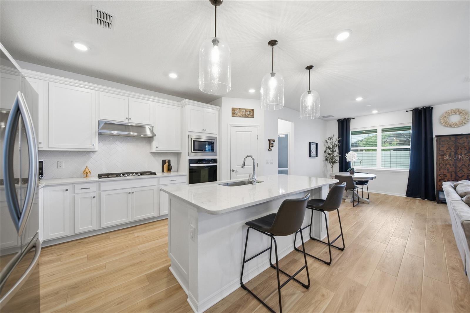 3834 MAPLE BAY LN — photo 3
