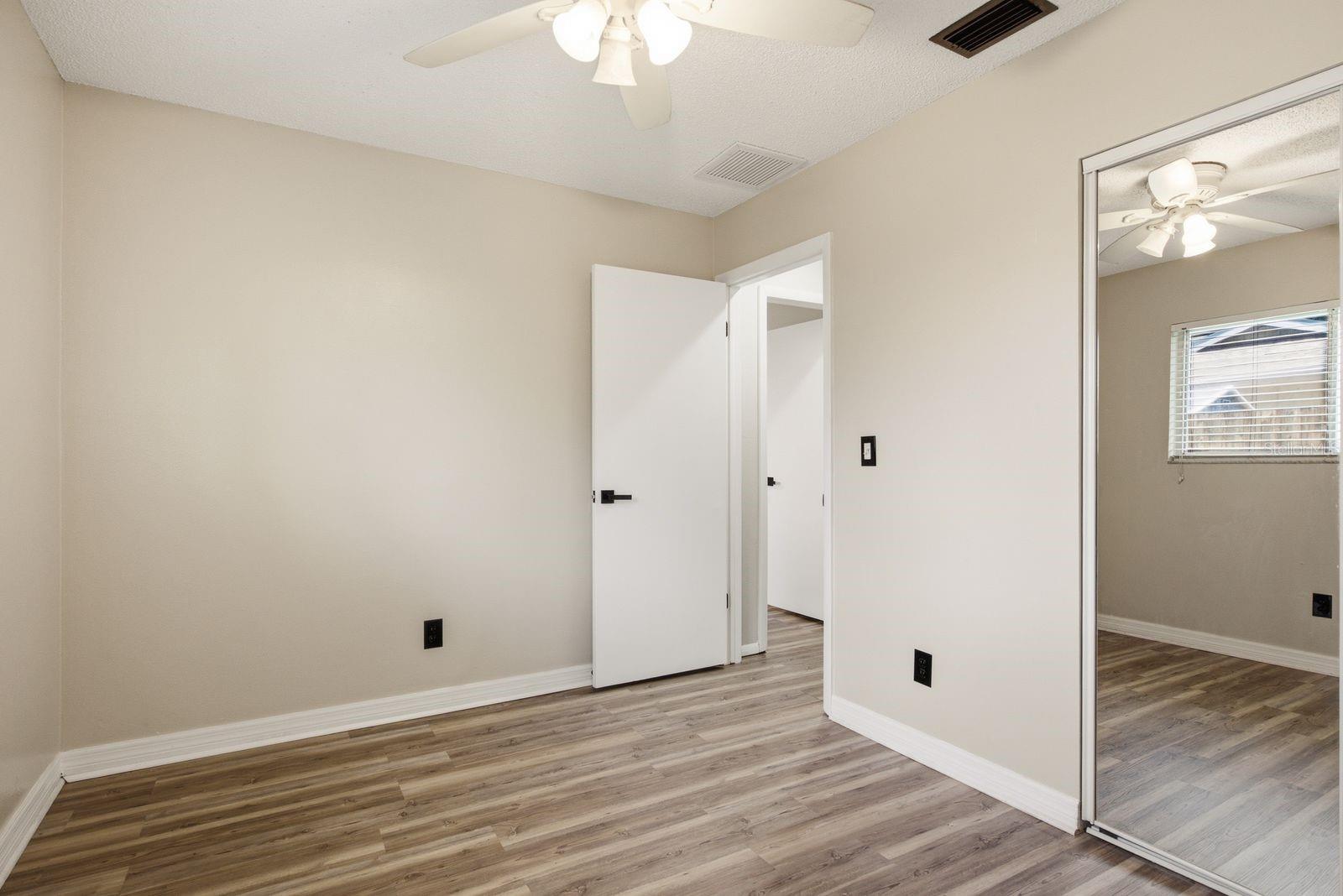 442 EVERGREEN DR — photo 22