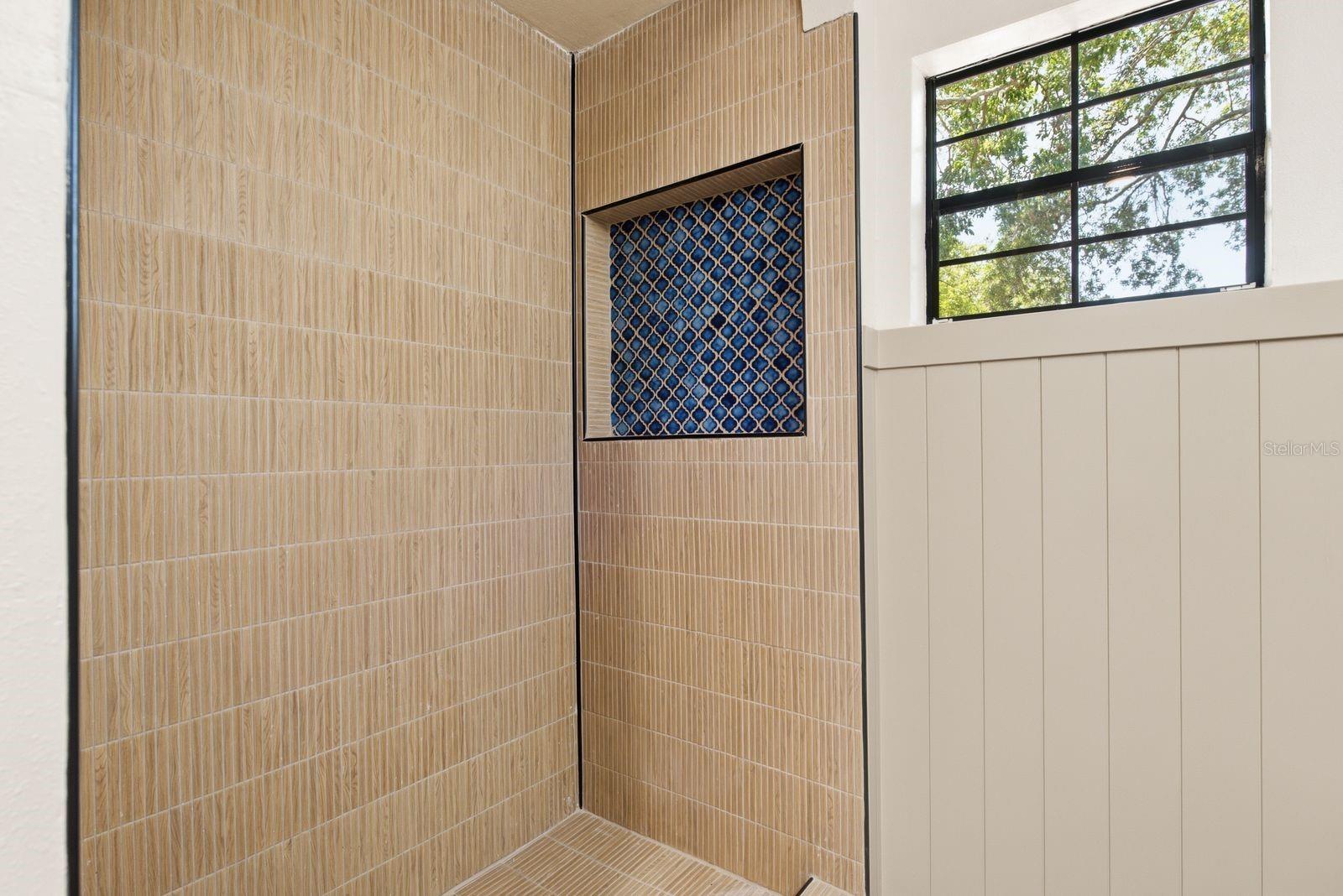 442 EVERGREEN DR — photo 20