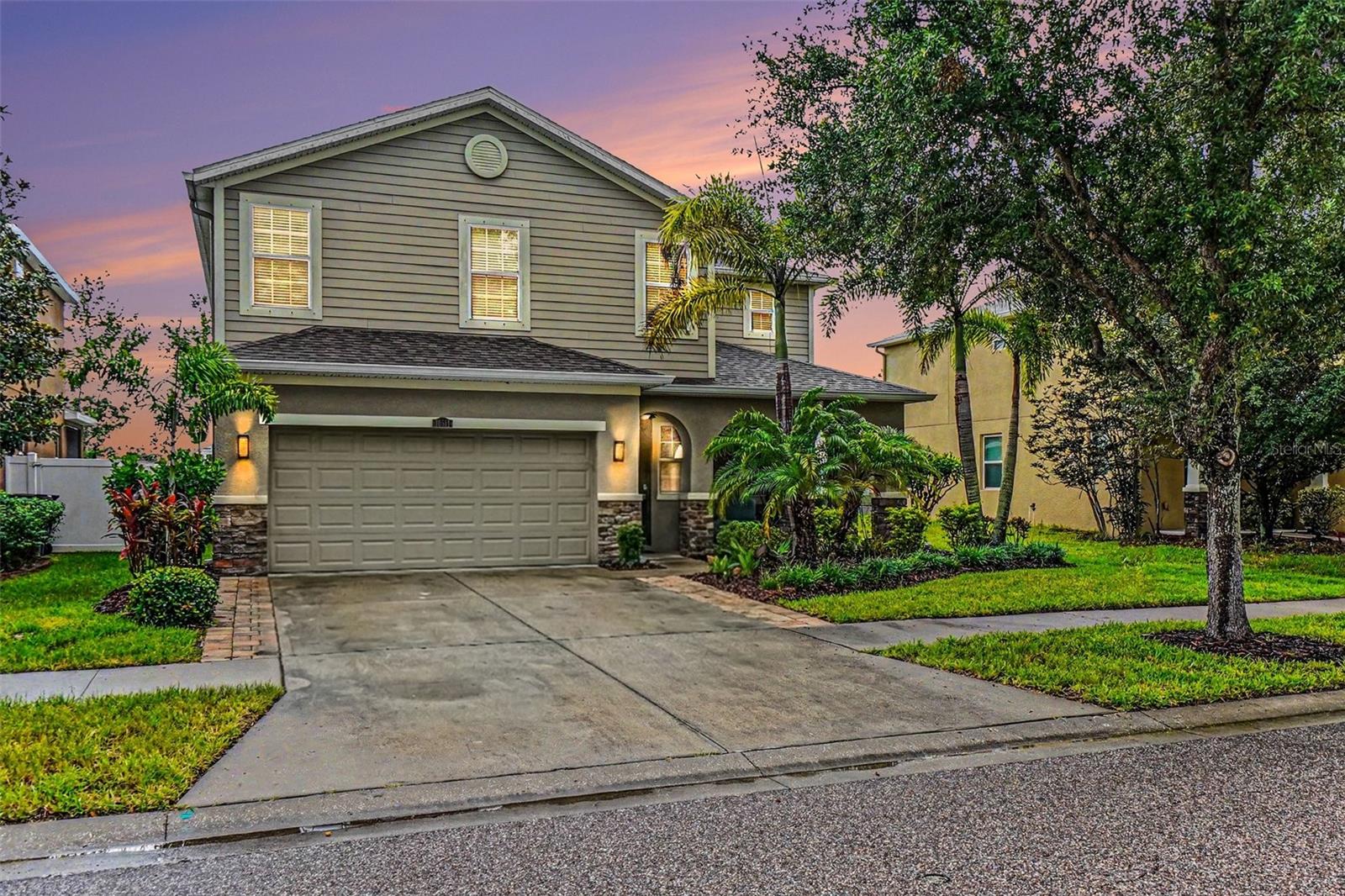 10511 AVIAN FORREST DR — photo 2