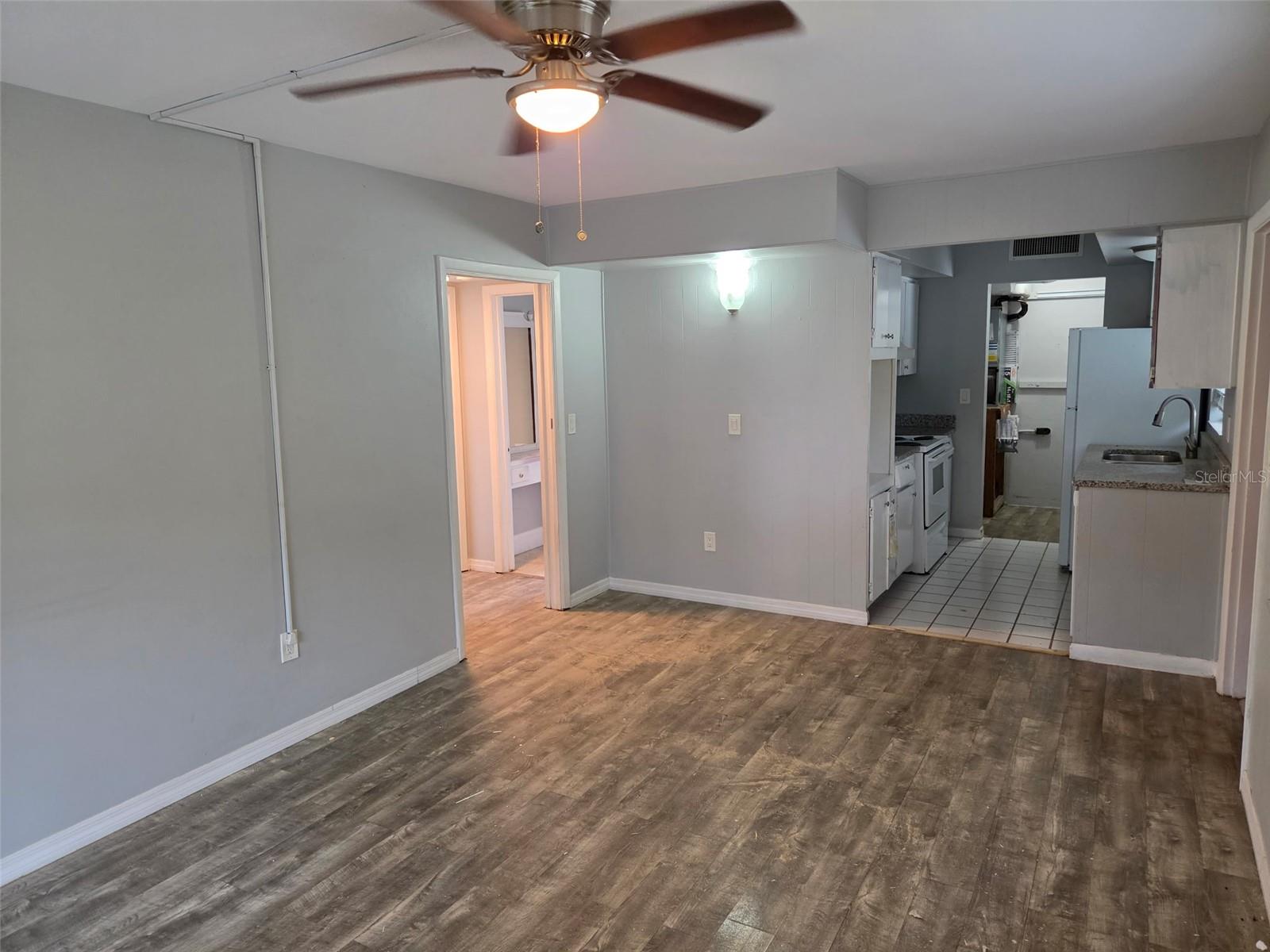 2939 LOS ALTOS DR #B — photo 6