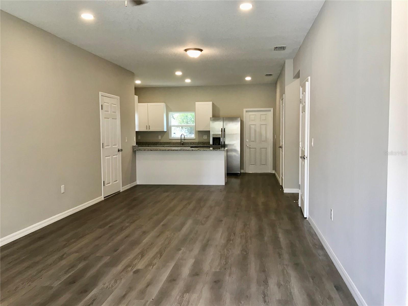 5021 FINDERS CT — photo 3