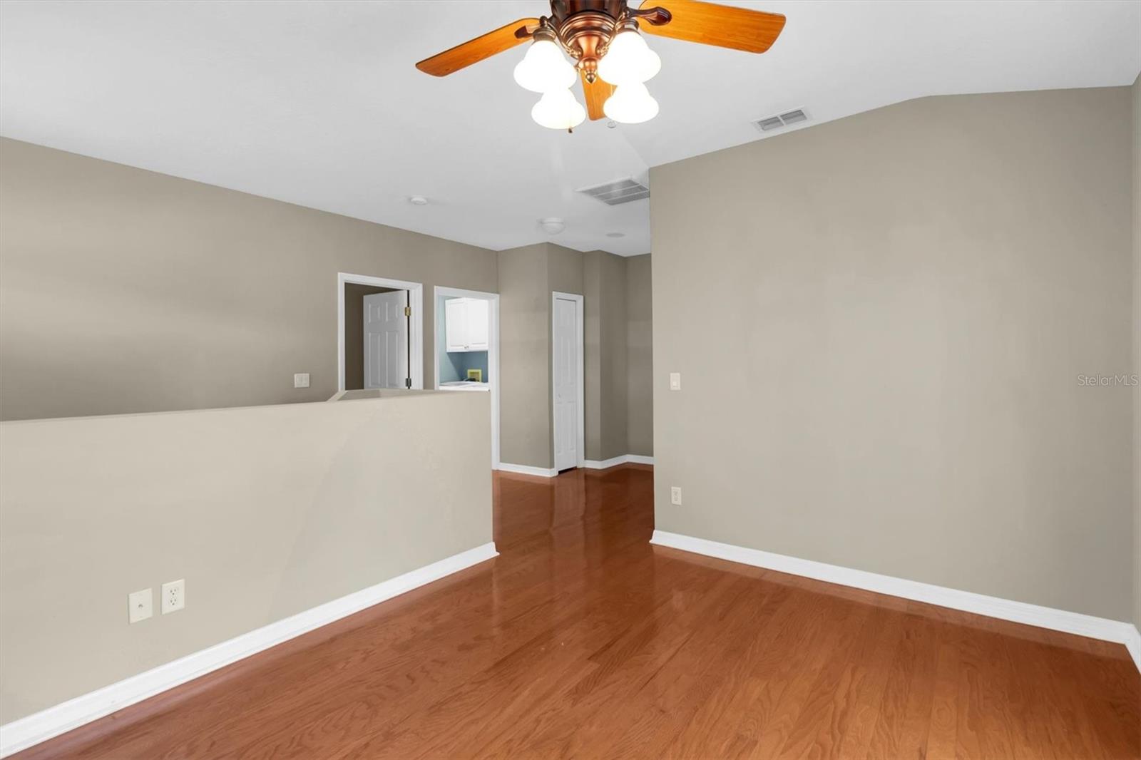 10121 PORCH ST — photo 32