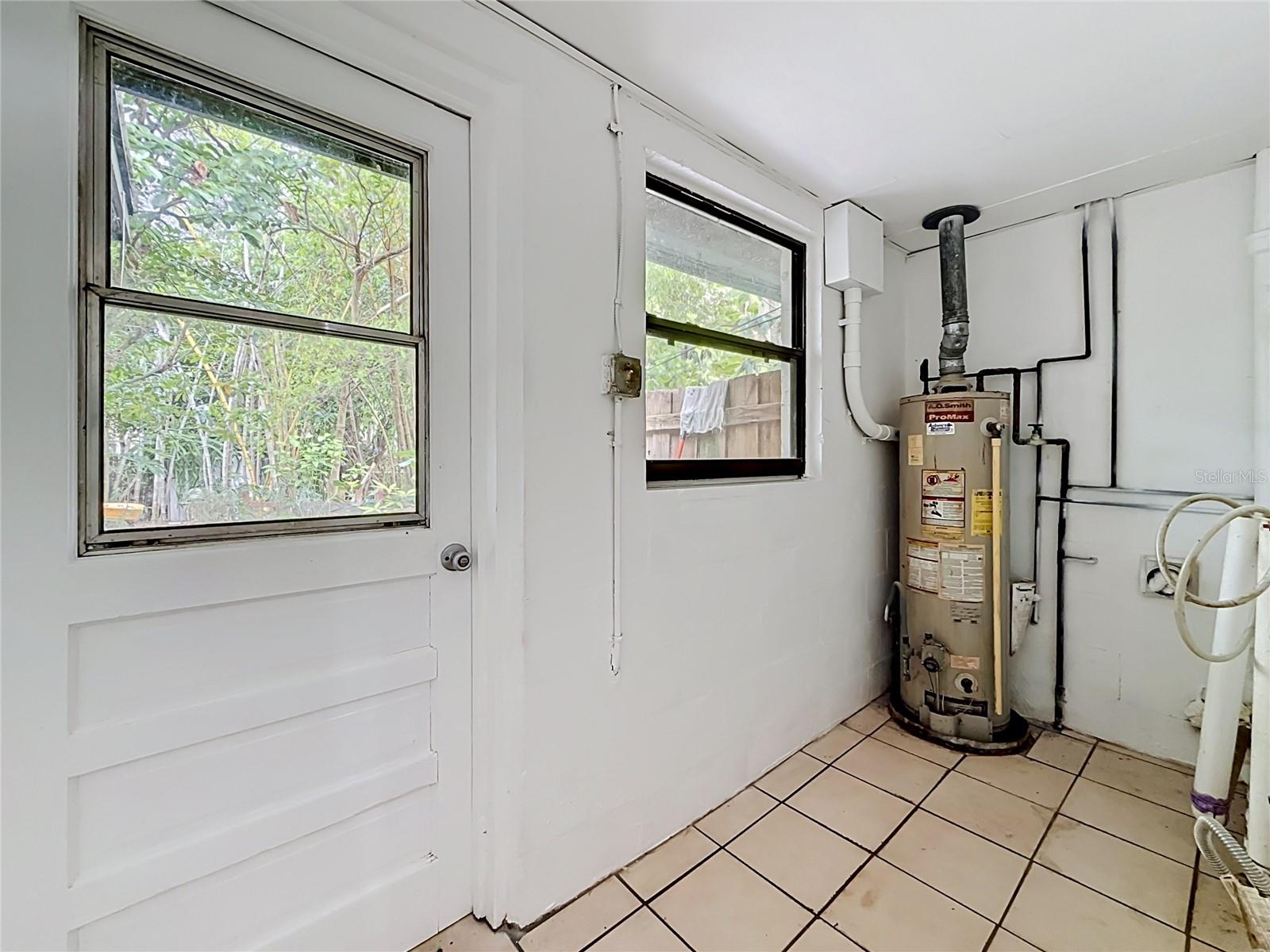 6330 EMERSON AVE S — photo 34