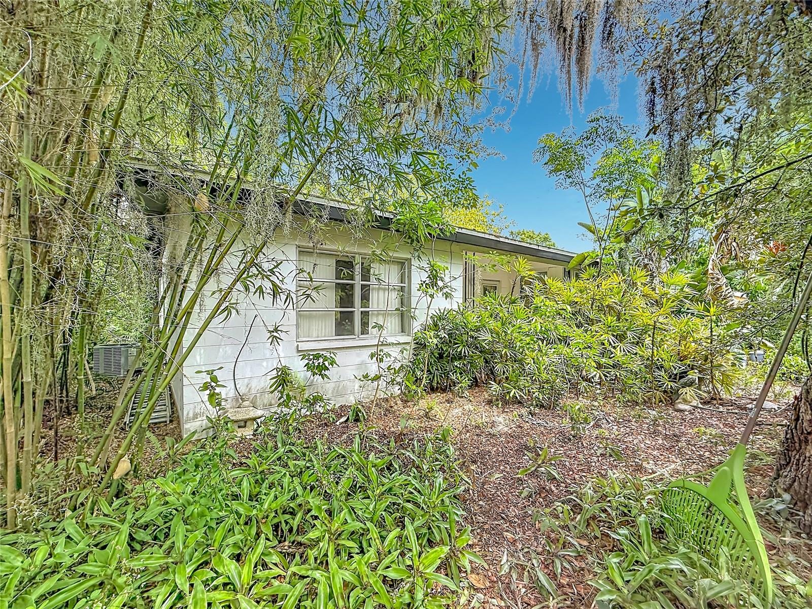 6330 EMERSON AVE S — photo 3