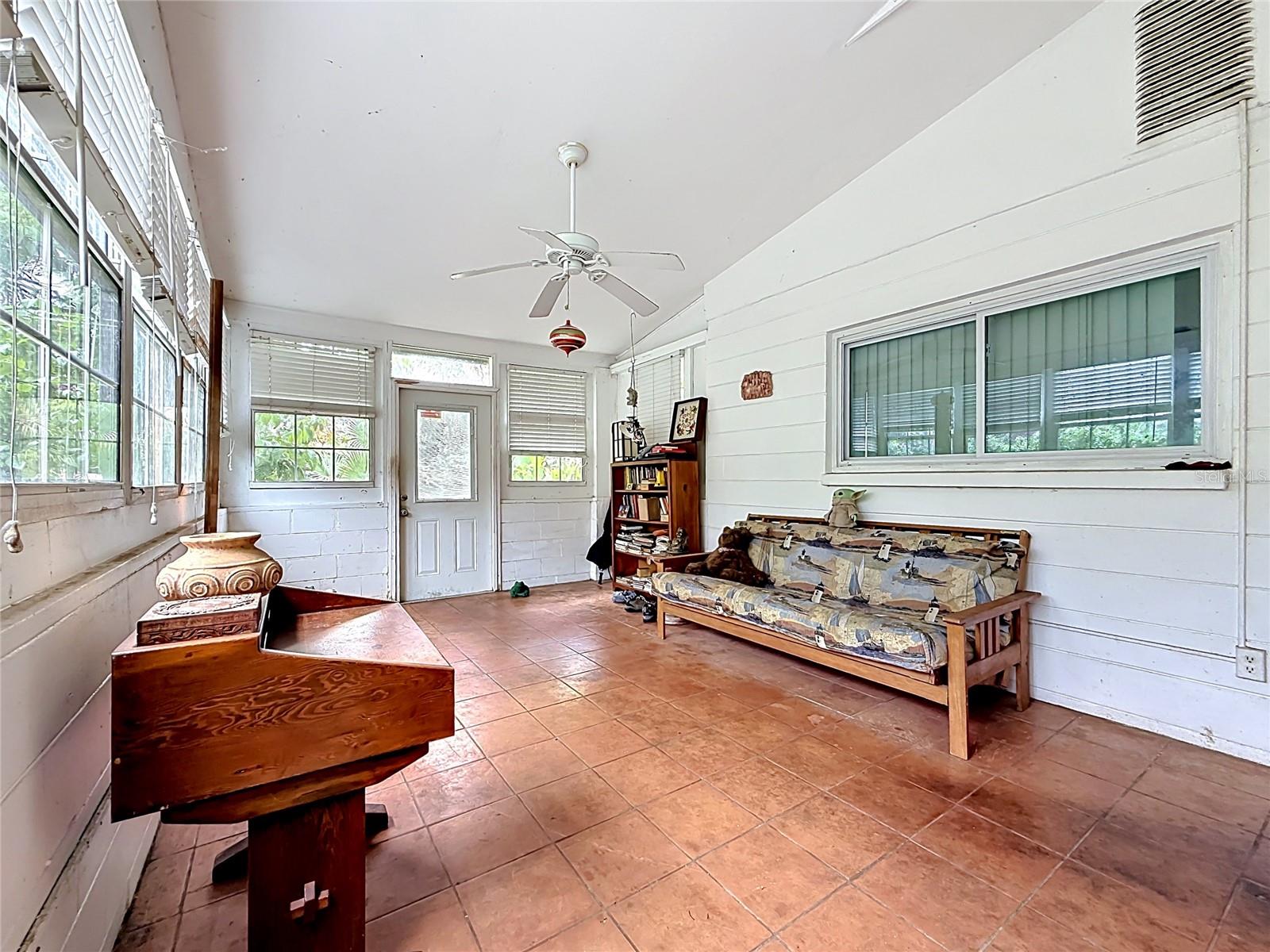 6330 EMERSON AVE S — photo 31