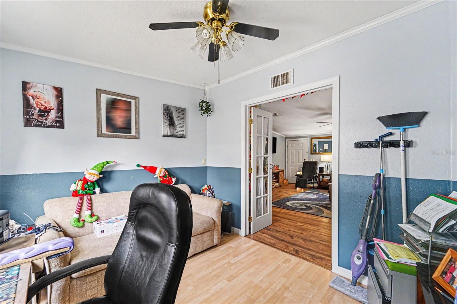 38030 LAWANDA LOOP — photo 16