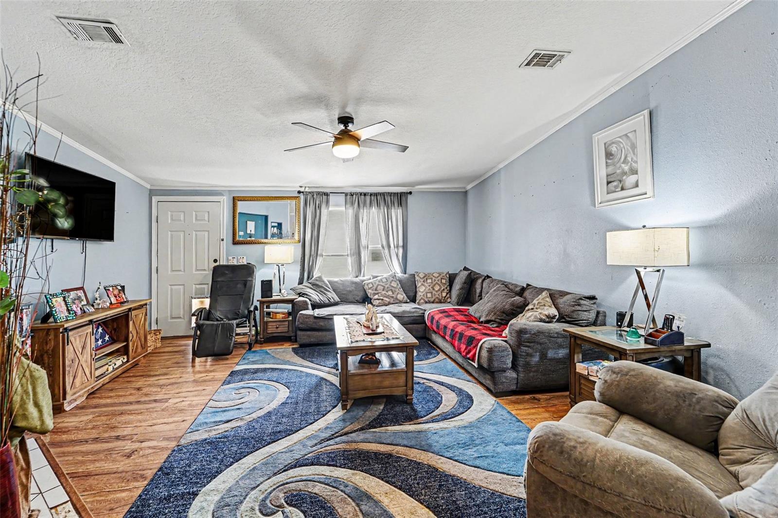 38030 LAWANDA LOOP — photo 3