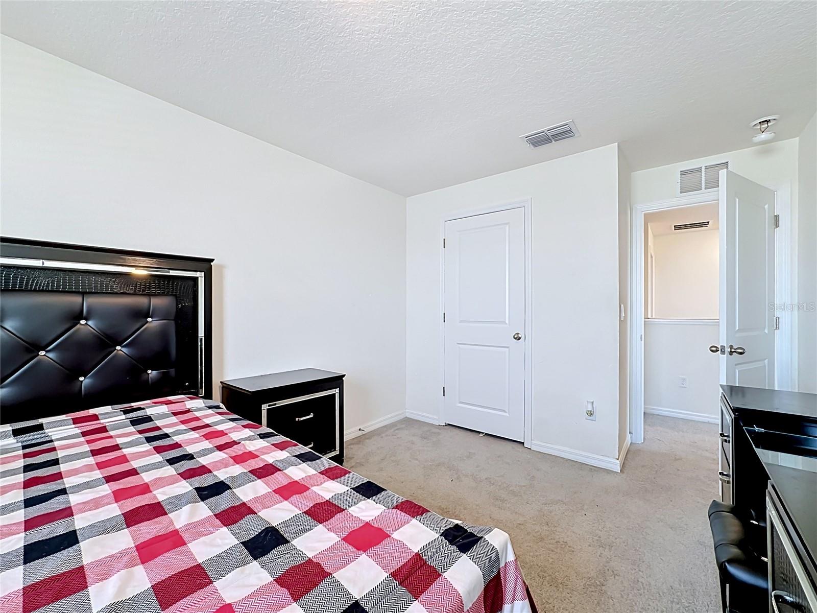 12142 MOUNTAIN ISLAND TRL — photo 25