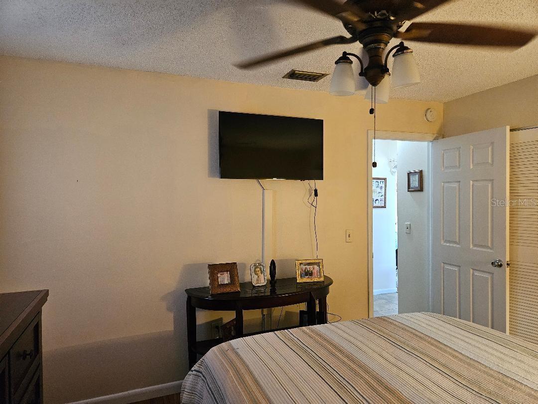 708 BRANNEN CIR — photo 31