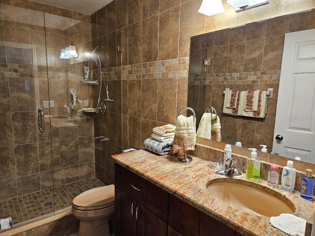 708 BRANNEN CIR — photo 35