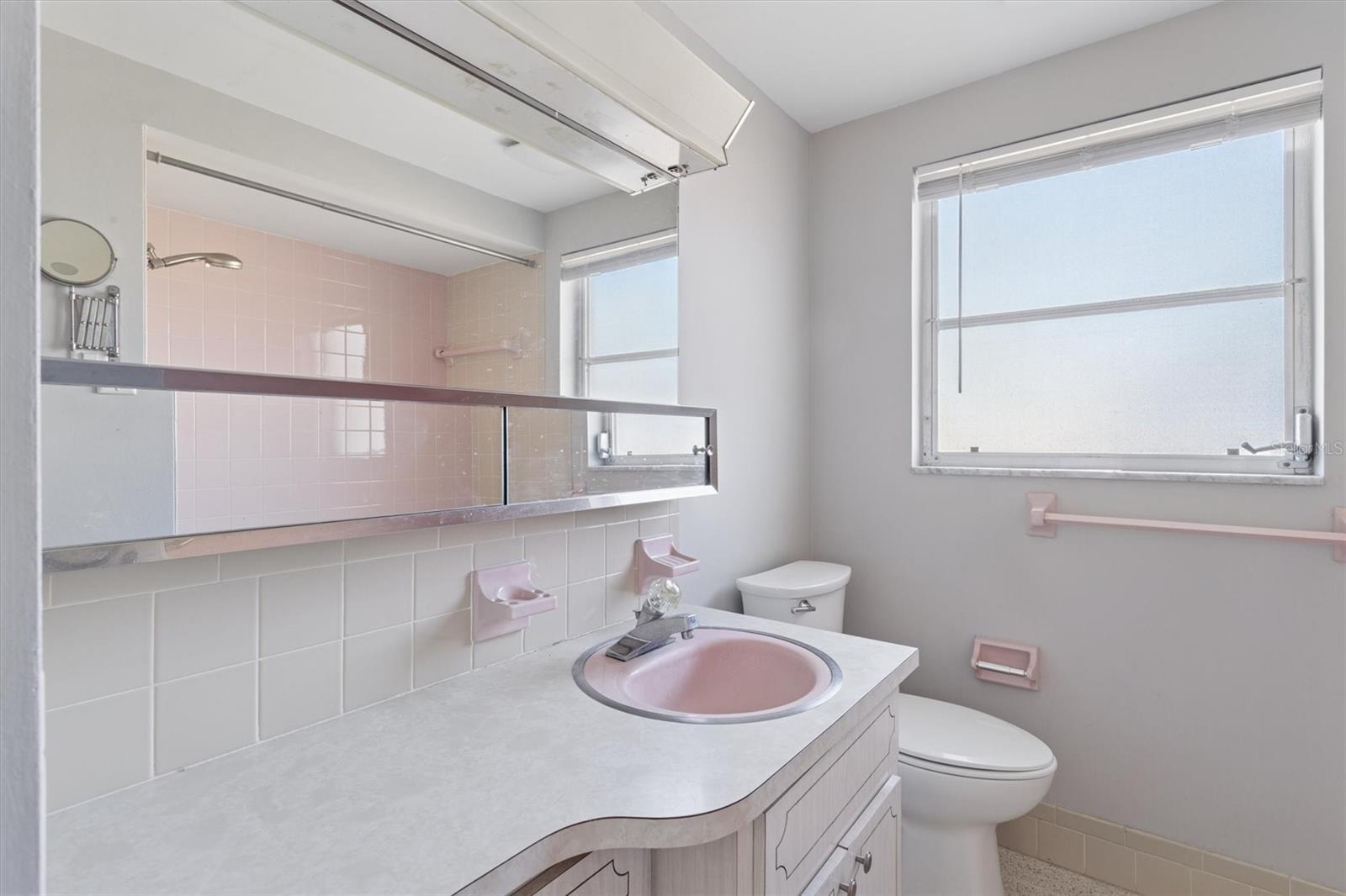 7608 REDCOAT AVE — photo 20