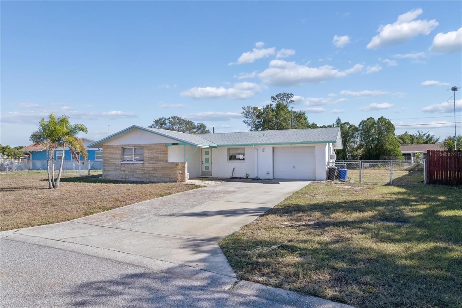 7608 REDCOAT AVE — photo 4