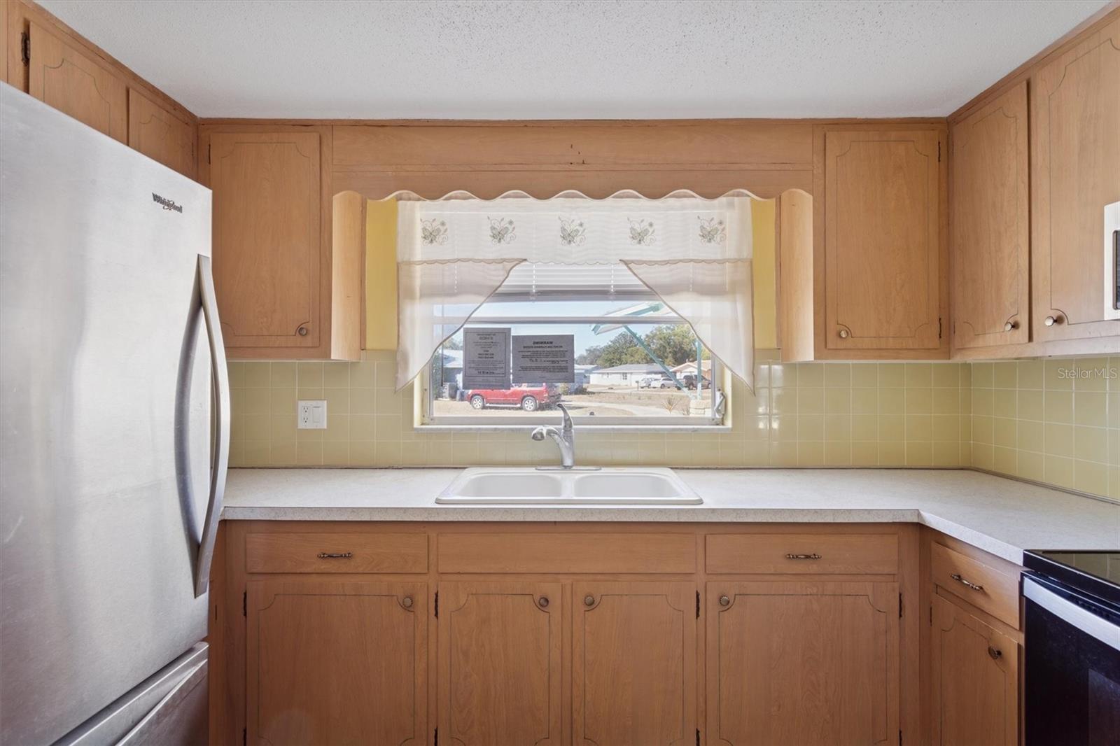 7608 REDCOAT AVE — photo 11