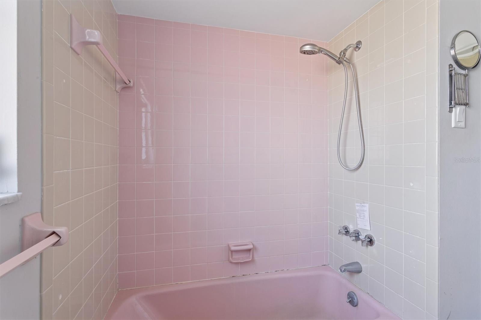 7608 REDCOAT AVE — photo 22