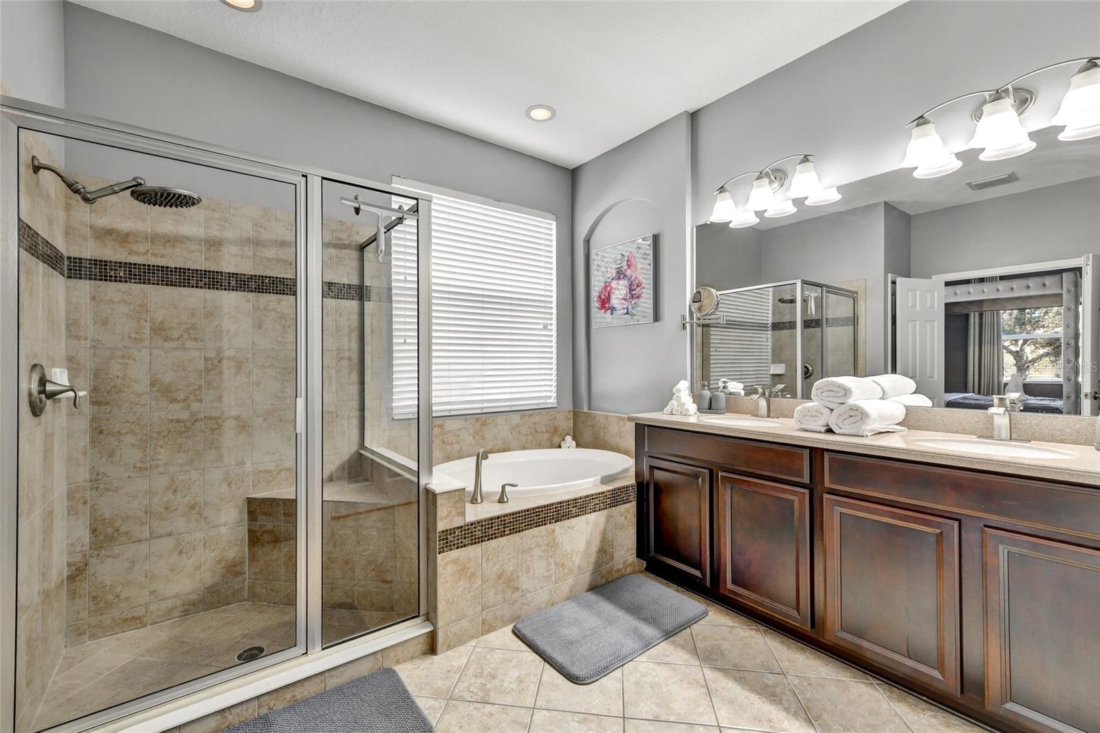 7514 FOREST MERE DR — photo 22