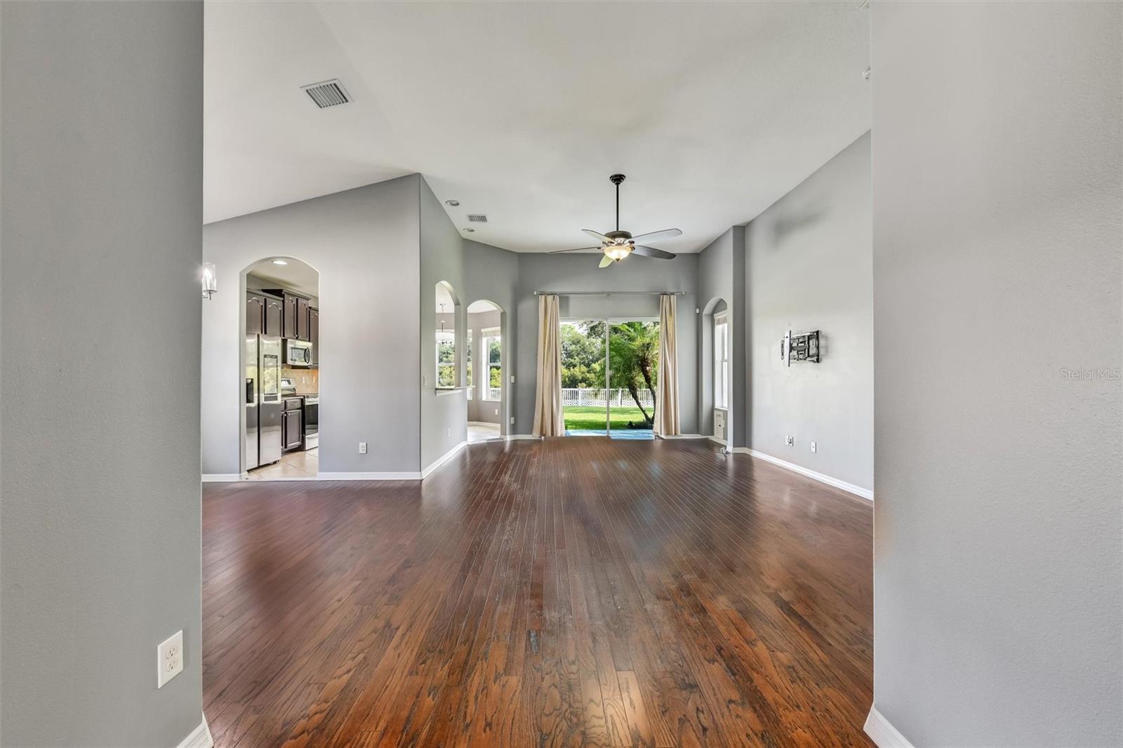 7514 FOREST MERE DR — photo 52